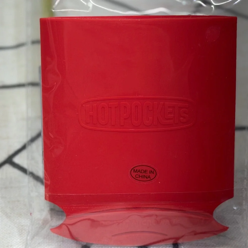 Hot Pockets Silicone Sandwich Holder One Size‎ Red Reusable Snack Sleeve Logo
